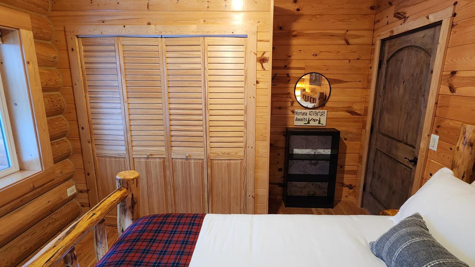Beargrass Lodging & Rv Resort Hungry Horse Exteriör bild