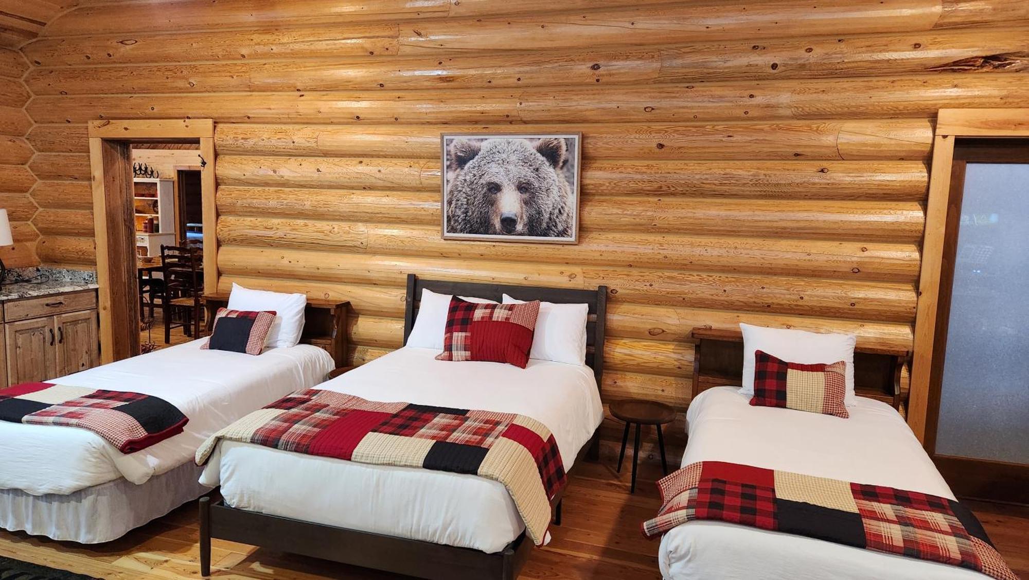 Beargrass Lodging & Rv Resort Hungry Horse Exteriör bild