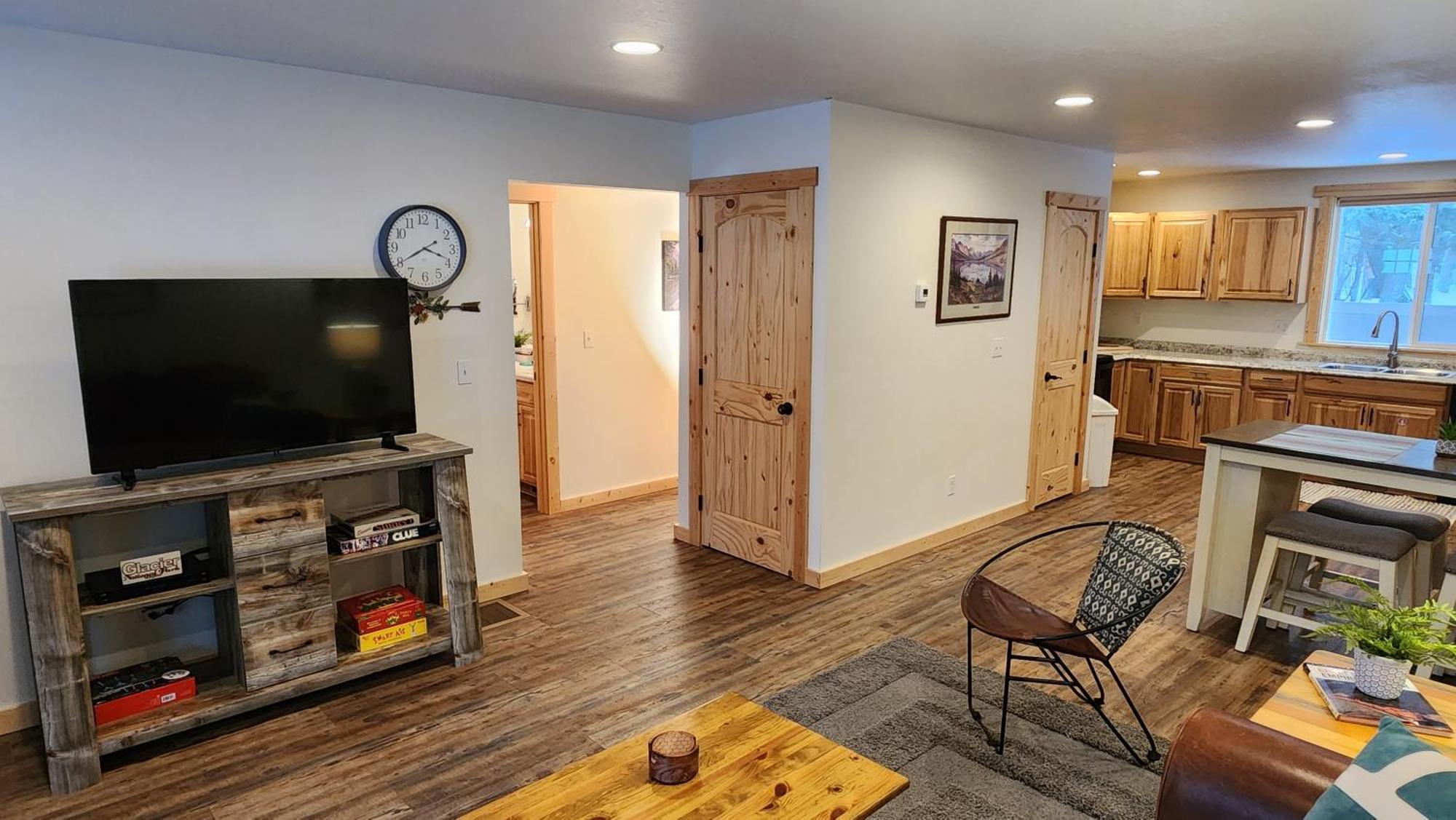Beargrass Lodging & Rv Resort Hungry Horse Exteriör bild